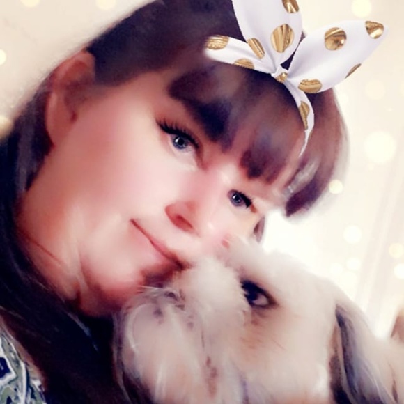 Meet your Posher “Teri Lynn” - Picture 9 of 10